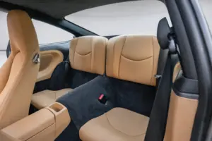 UFGfz8Uy8txc3Tc7ZAPF3sGw