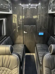 UfnVcCFWZKBxnXmt9TphaWkR