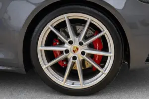 rEZPey5Kwmb8kQO294KNXhci